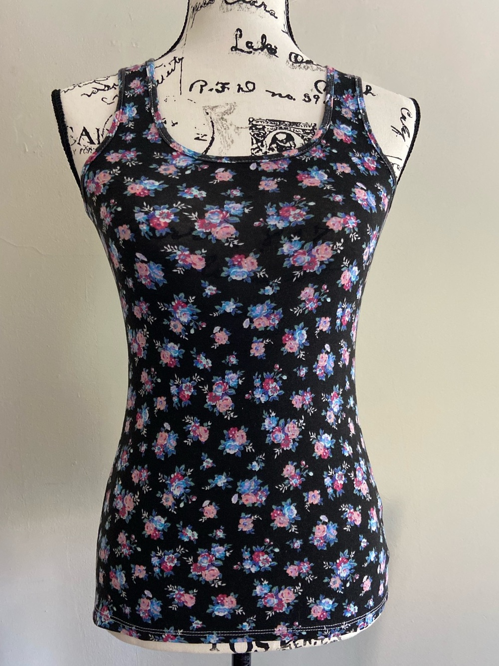 Floral Rib Scoop Neck Tank Top